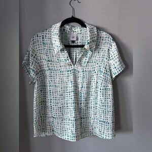 CAbi White and Green replay top